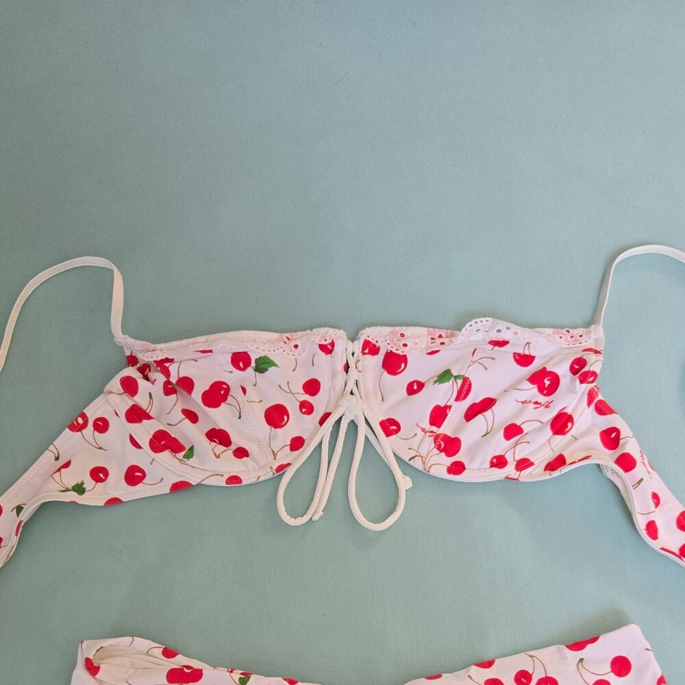TOP ONLY - Frankies Bikinis x SYDNEY SWEENEY - Cherry Bomb